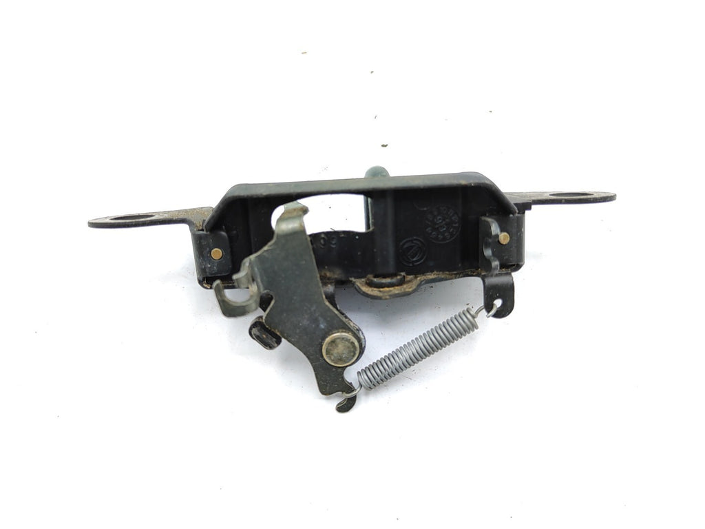 Alfa Romeo 156 2.0TS Saloon 2000 Rear Trunk Boot Tailgate Lock Mechanism