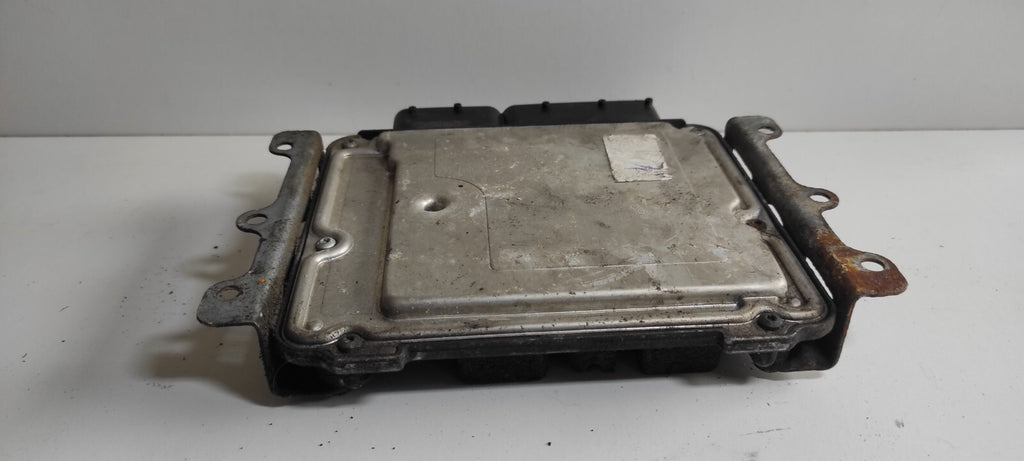 Alfa Romeo GT 1.9JTD 2005 Diesel Engine Control ECU Module 55195464 0281011511