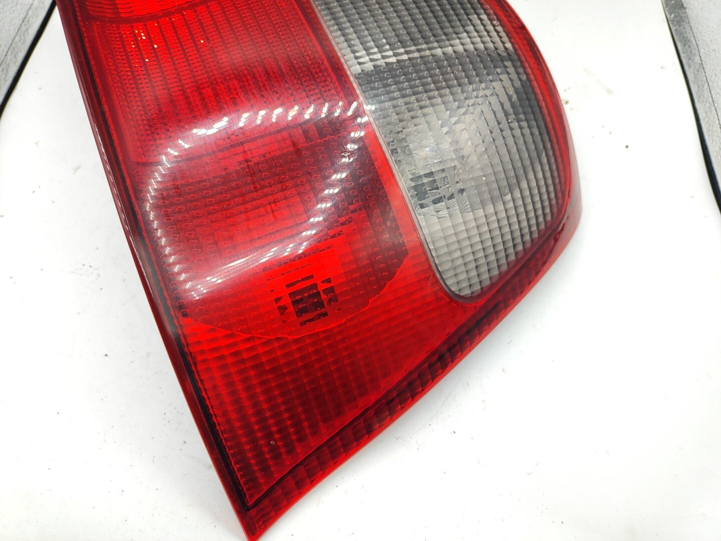 Rover 25 200 RF Hatchback 2/3D LHD Rear Right side taillight light