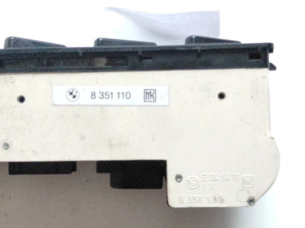 BMW 5 E34 518i 1993 Climate control unit module 8351110 