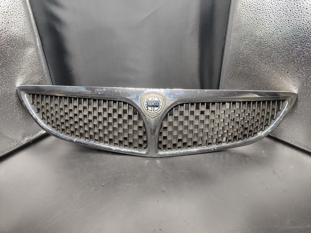 Lancia Lybra 2002 Front Bumper Upper Chrome Grill 46541435