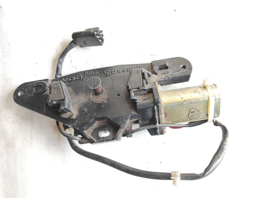 BMW 5 E39 2003 tailgate trunk boot lift motor 67148362371 