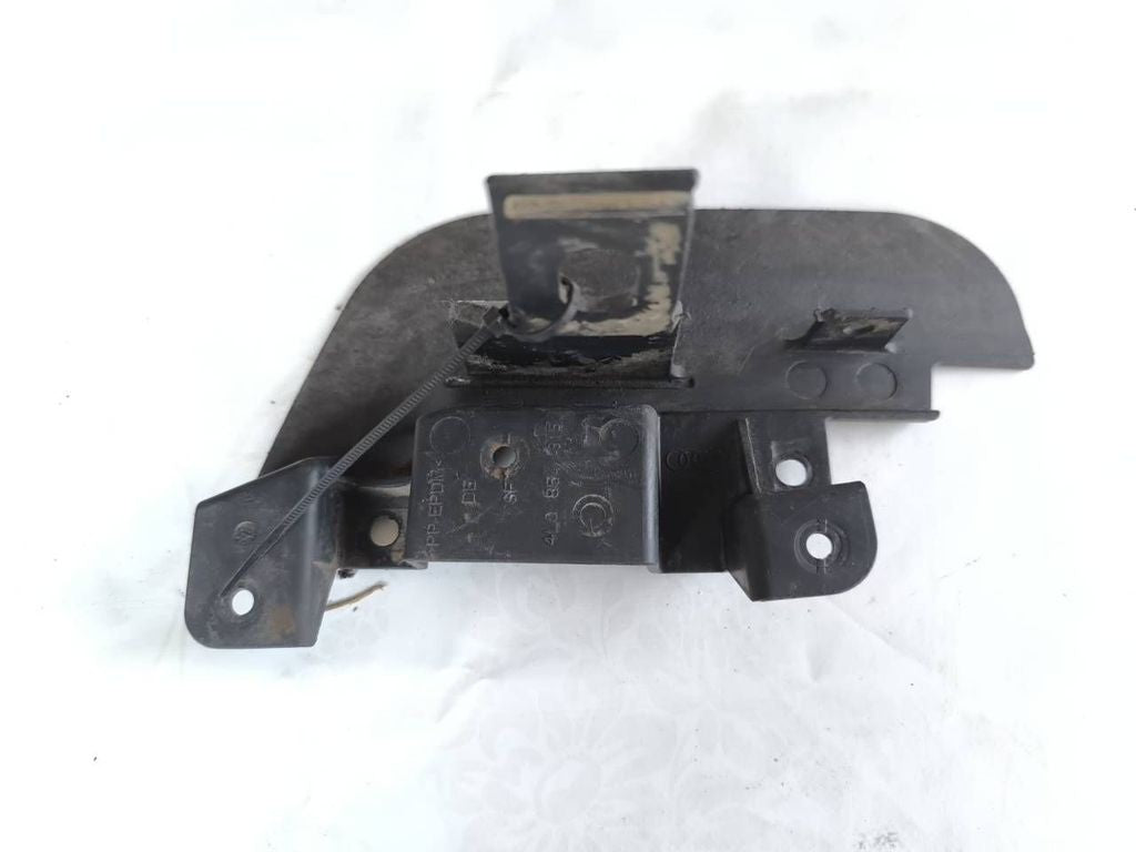 Audi Q7 4L 2009 rear left mudguard 4L0854815 