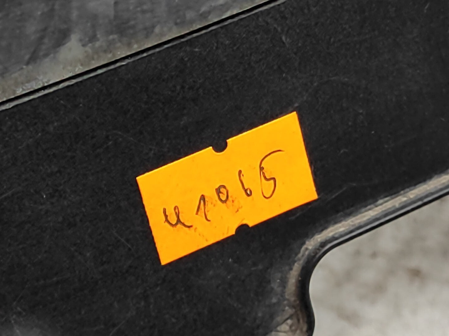 Alfa Romeo 166 FACELIFT 2.4JTD 2004 Front Bumper Center Chrome Grill