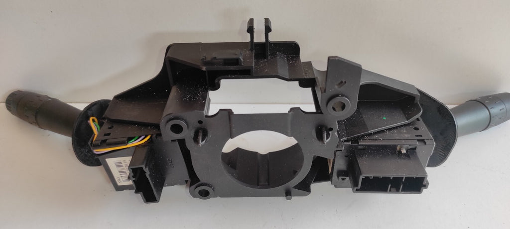 Peugeot 607 3.0i V6 2001 LHD Front Wiper / Indicator Light Stalk Lever 61557024