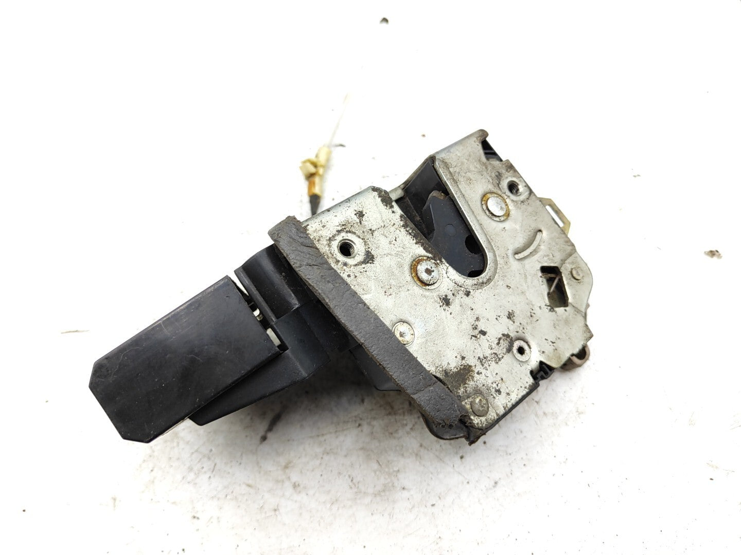BMW 5 SERIES E39 530D Diesel 2001 Rear Left Door Exterior Lock 67118352165