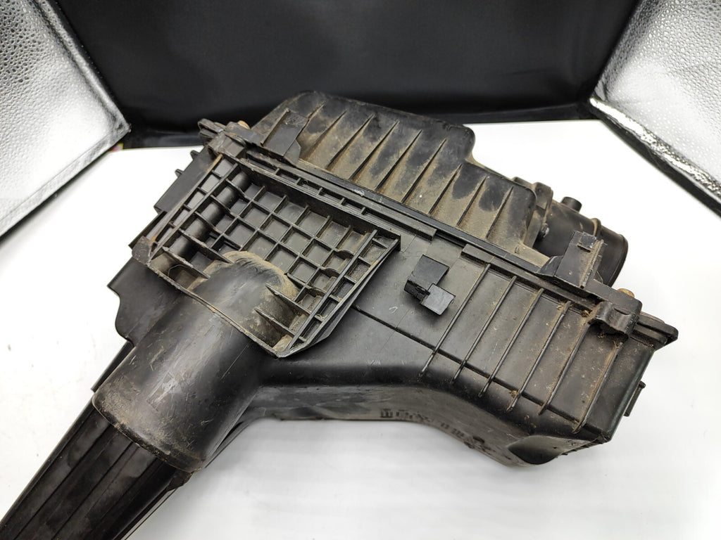 Peugeot 607 3.0 V6 2000 Engine Air Filter Box 9629040380