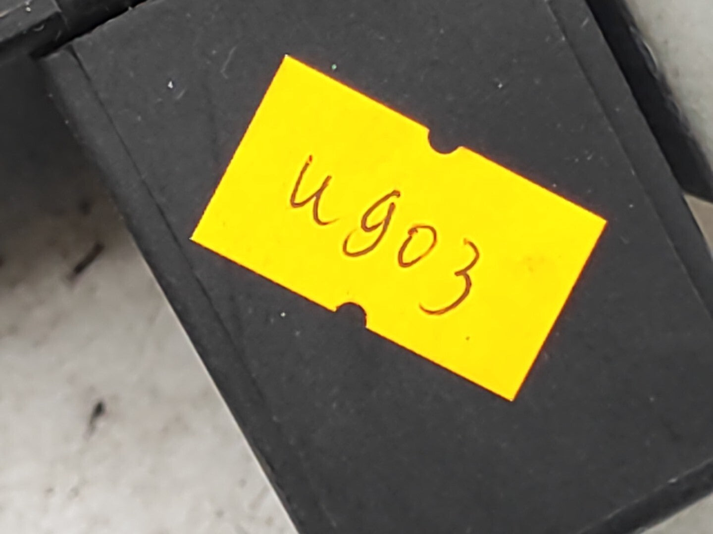 Audi A4 B5 1.6i 74kW Petrol 2001 Fuse Relay Box Unit 4A0941822