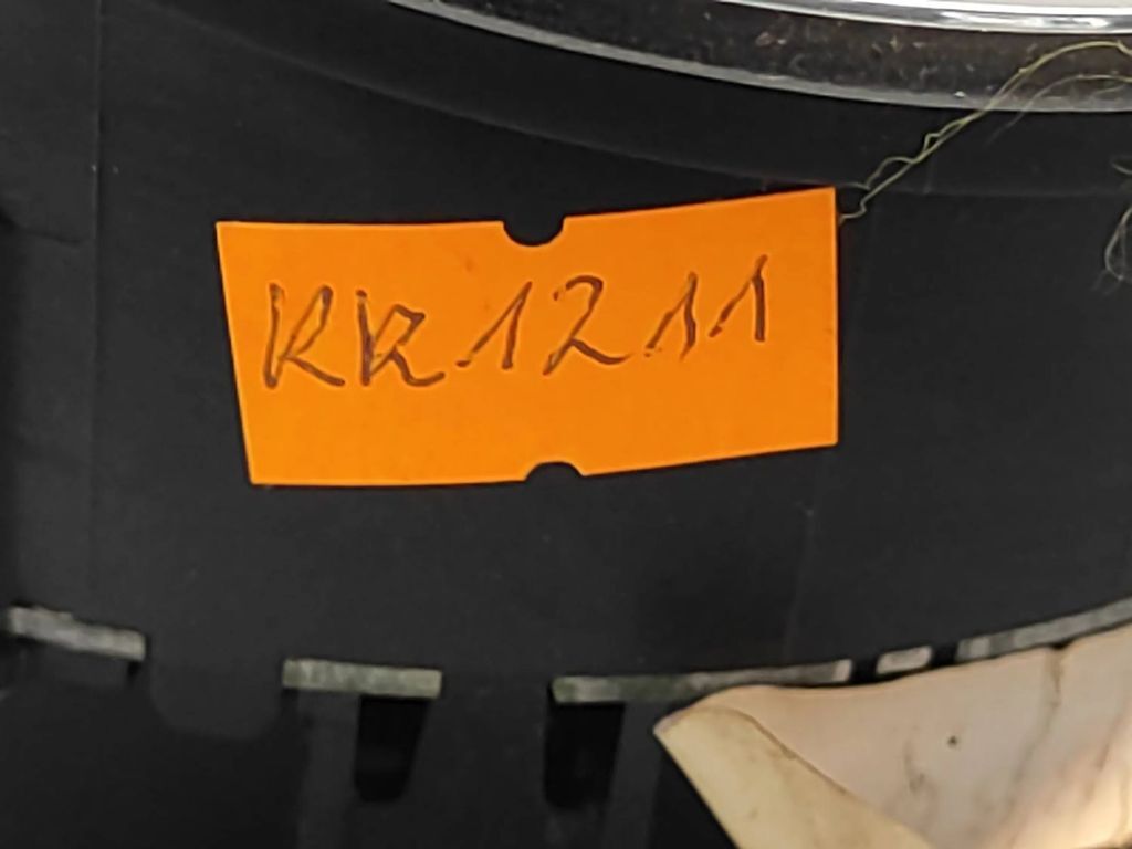 Seat Toledo II (1M) 1.6i 2002 Petrol speedometer instrument cluster 110008770 