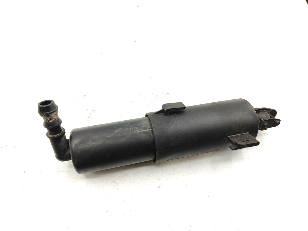 BMW 3 Series E90 E91 Front Headlight Light Washer Spray Nozzle 7179311 13037710