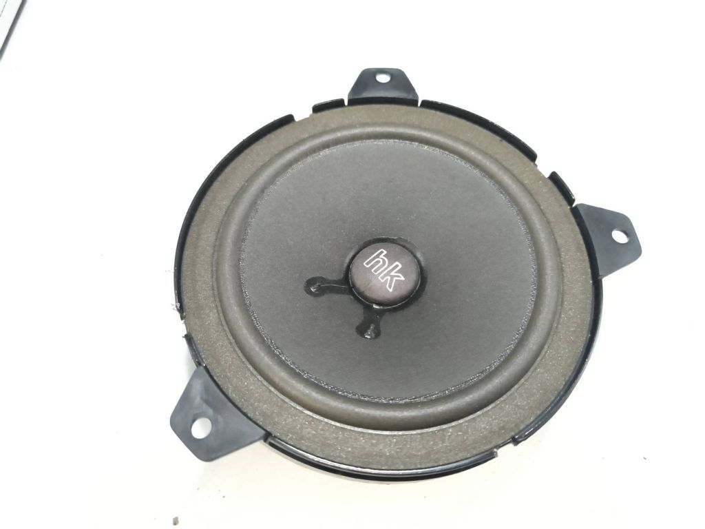 BMW 328 E46 2000 door speaker 8368244 