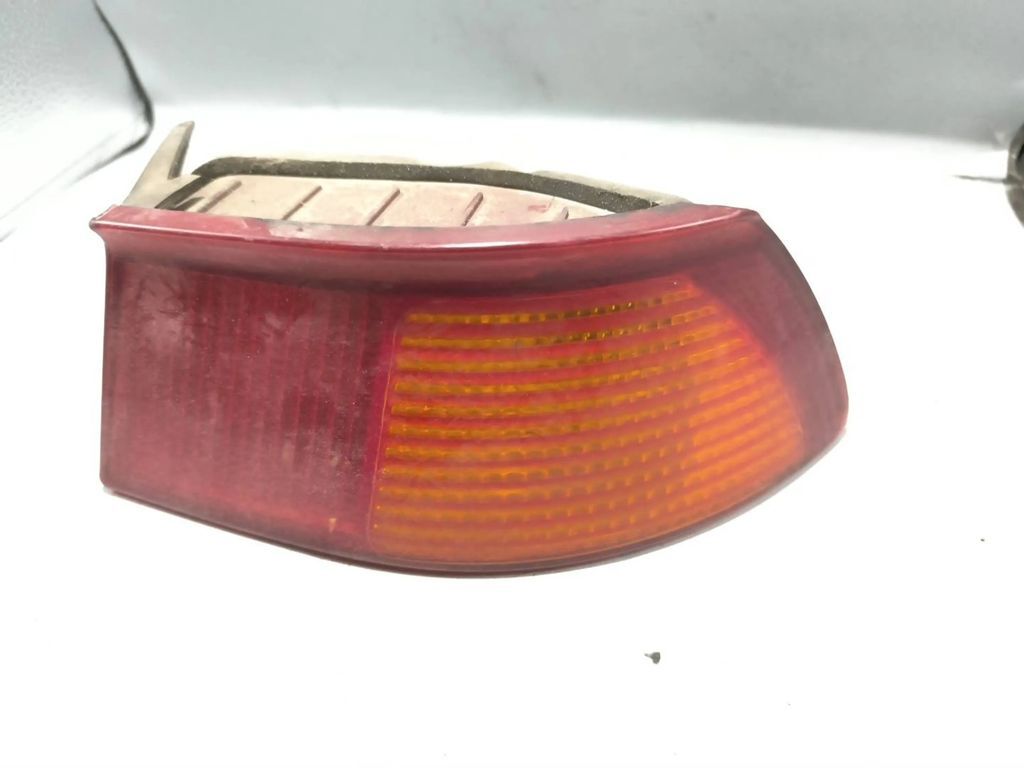 Alfa Romeo 145 146 1995 rear right tail light lamp 36380748 