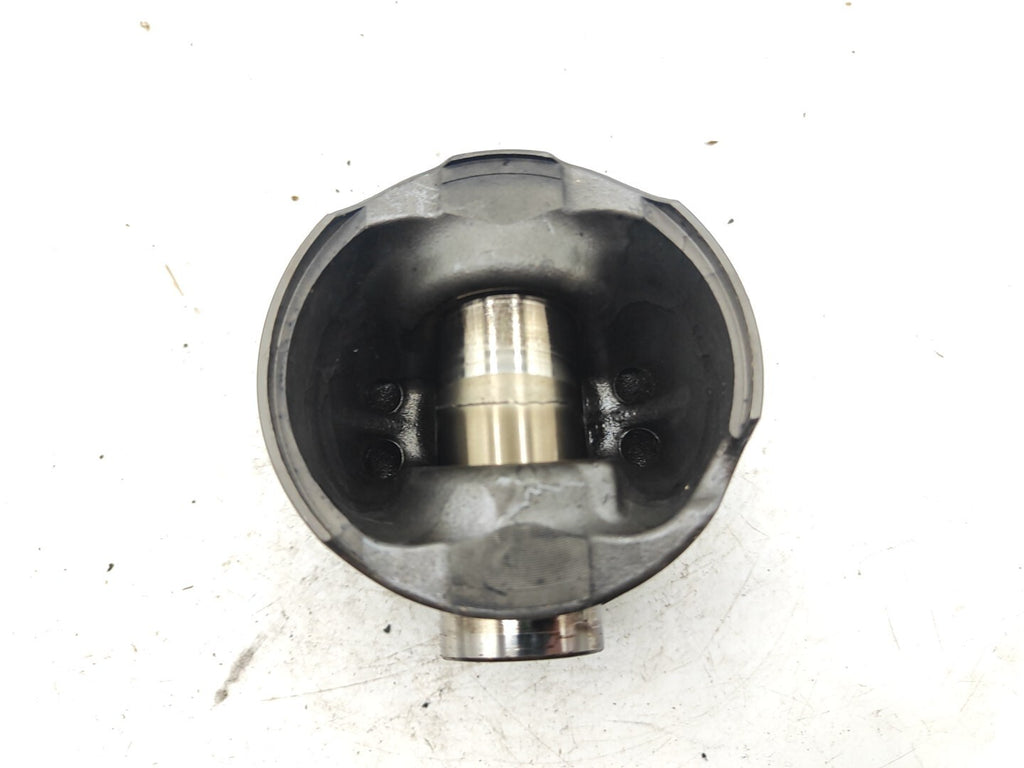 Land Rover Freelander LR2 2009 2.2TD 118kW Diesel Engine Piston