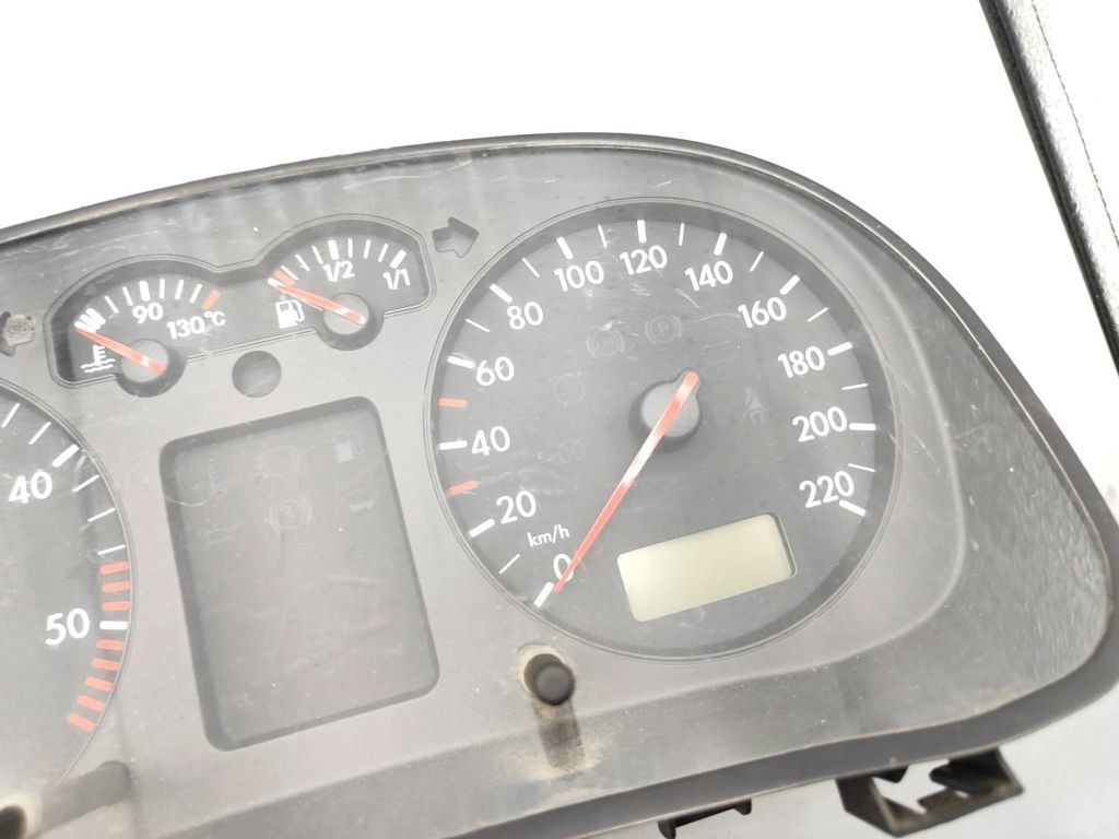 1J0919860B Volkswagen Golf IV 2002 Diesel speedometer instrument cluster 