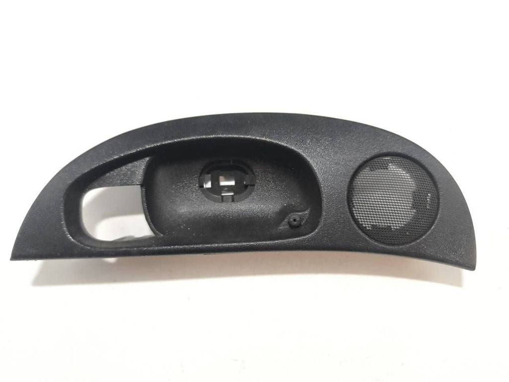 Alfa Romeo GT 2005 Front left door interior handle cover 735300210 
