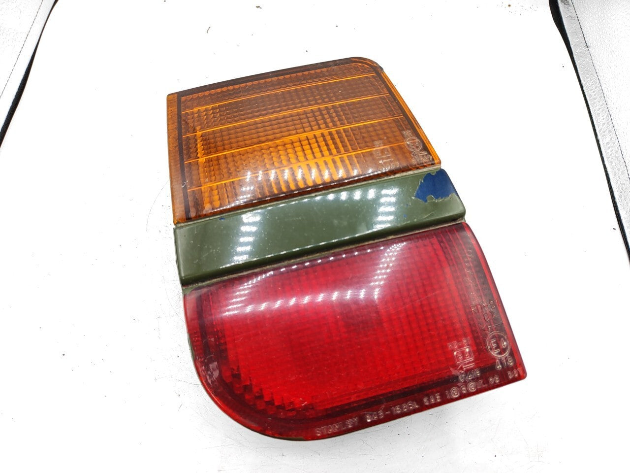 Mitsubishi Space Wagon 1997 LHD Rear Left Taillight Light 0431536L