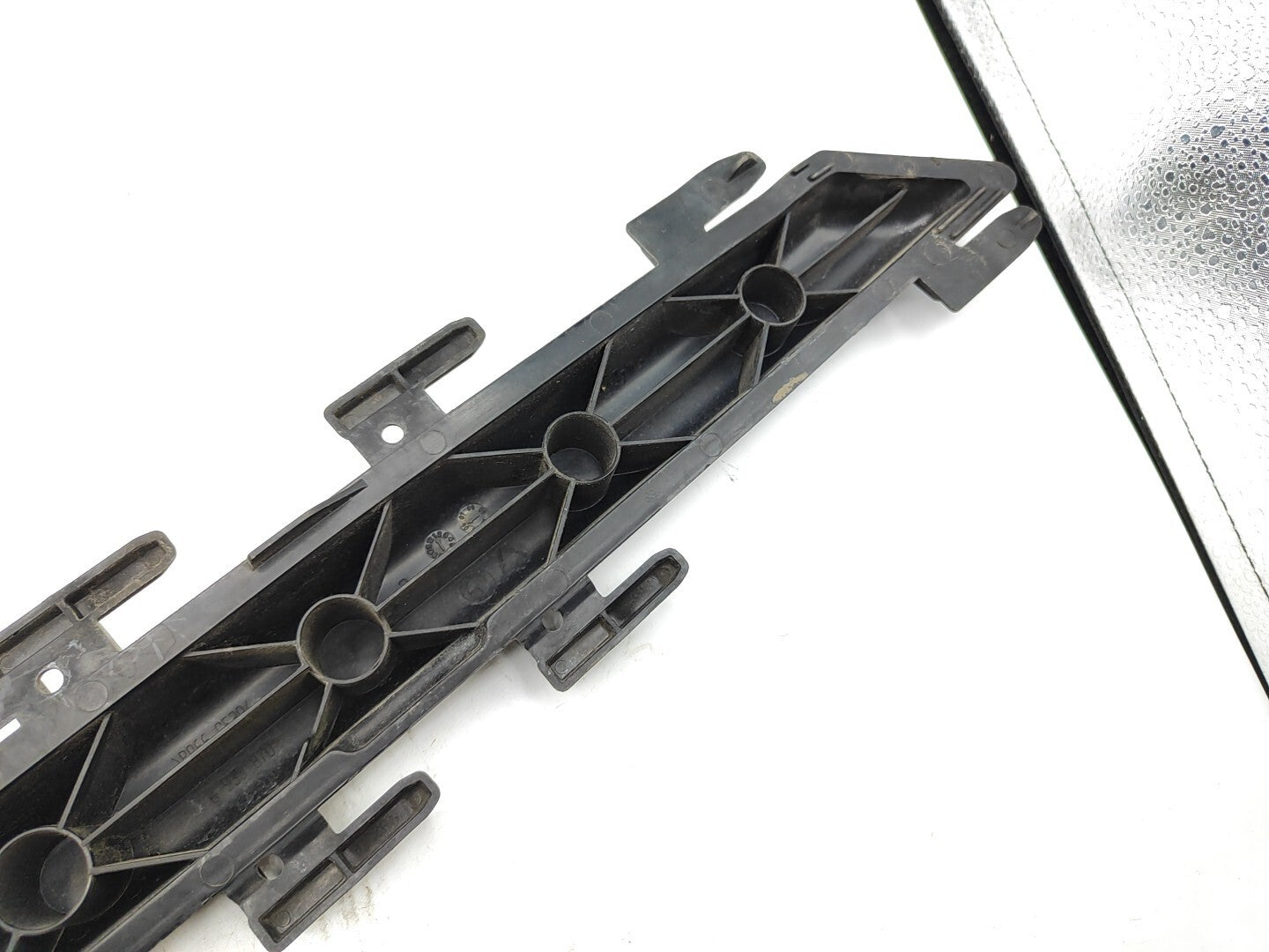 BMW 5 Series E61 530D 170kW 2007 Microfilter housing bracket 6935870