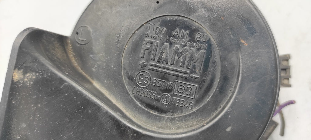 Alfa Romeo 147 1.9JTD 110kW Diesel 2006 Front Horn 35717