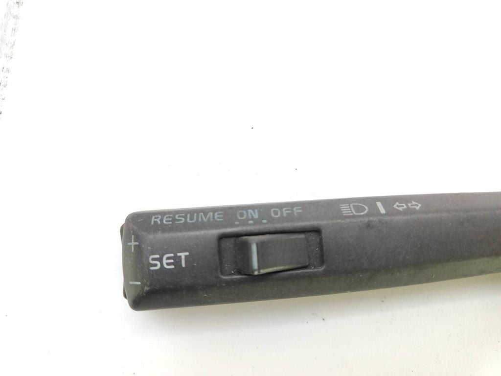 Volvo S70  V70  V70 XC 1997 Turn signal indicator stalk 9162455 