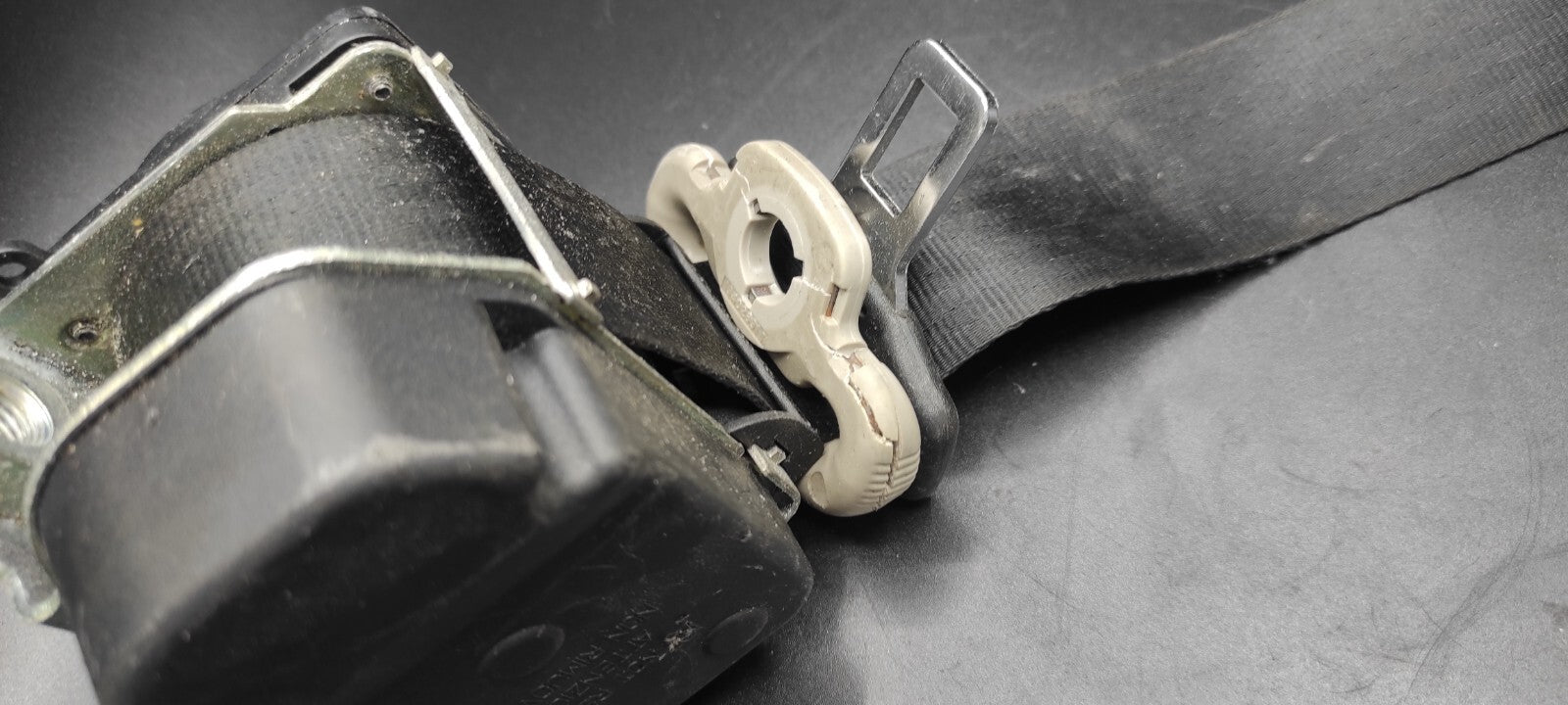 Alfa Romeo 156 2.4JTD 110kW 2003 Rear Right Seat Safety Seatbelt E2049059