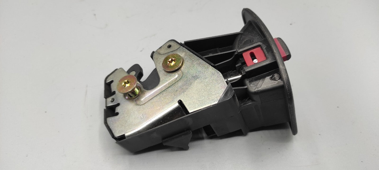 Alfa Romeo 156 SW 2.4JTD 110kW 2002 Rear Seat Lock Latch 1835027 1834849