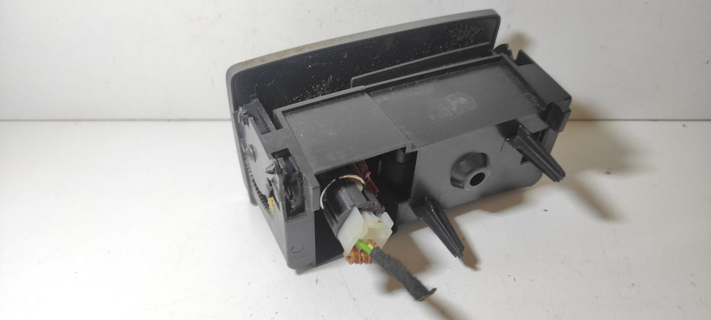 Alfa Romeo GT 1.9JTD 110kW 2005 Front Dash Ashtray / Storage Copartment