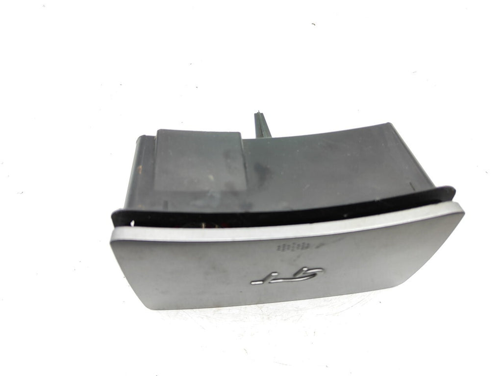 Alfa Romeo GT 1.9JTD 110kW 2007 Front Dash Ashtray / Storage Copartment
