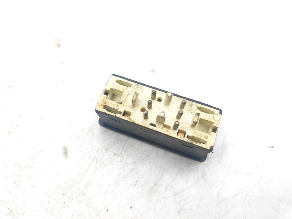 BMW 5 Series E34 1992 Sunroof switch button 8359270 
