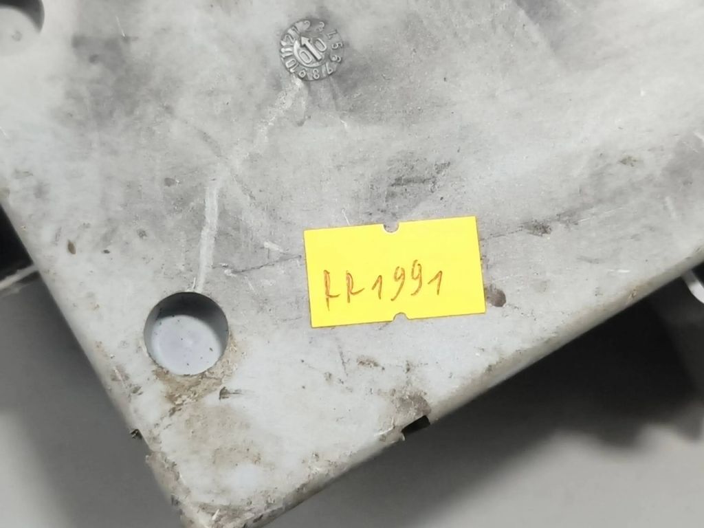 Fiat Punto 188 Petrol 2000 Comfort convenience body module 46774361 