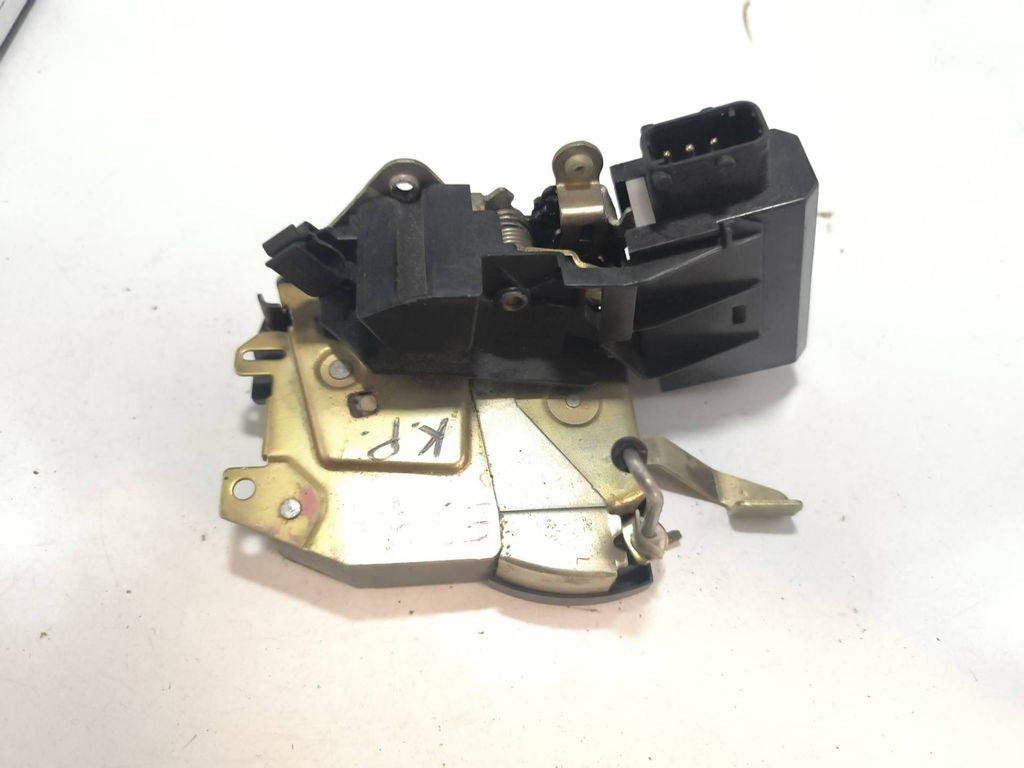 BMW 5 E34 1994 LHD front left door lock 8353012 