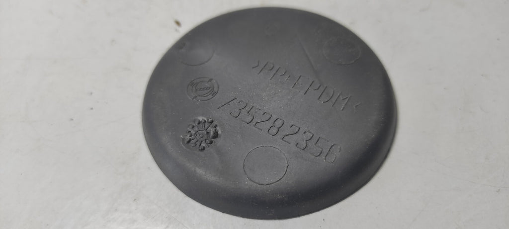 Alfa Romeo 147 110kW Diesel 2004 Center Console Rubber Pad Mat 735282356