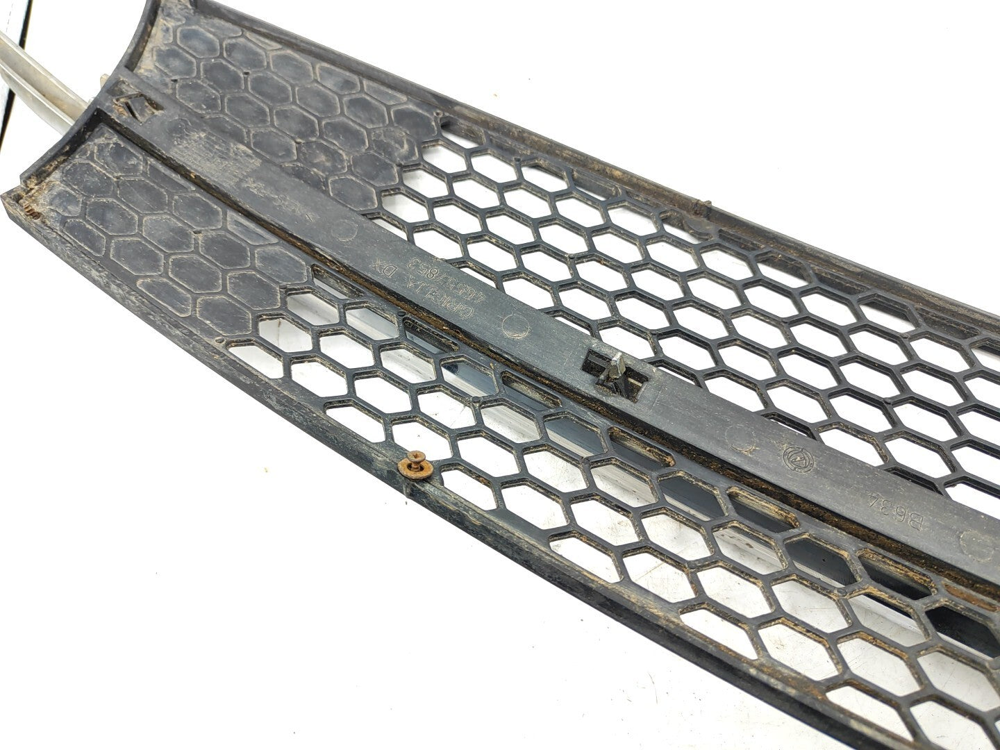 Alfa Romeo 147 1.9JTD 16V 2003 Front Right Bumper Grill 46557853