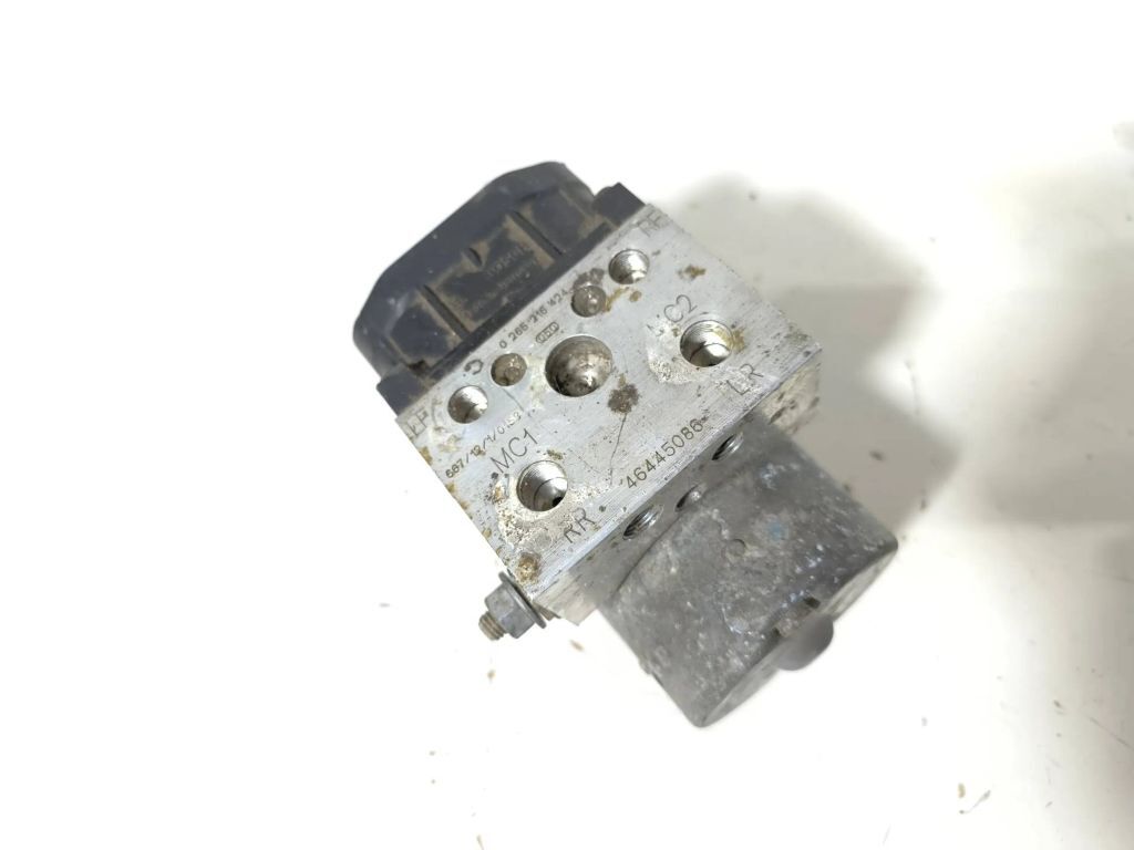 Alfa Romeo 155 1.8TS 16V 1994 ABS Brake Pump Module 46445086 