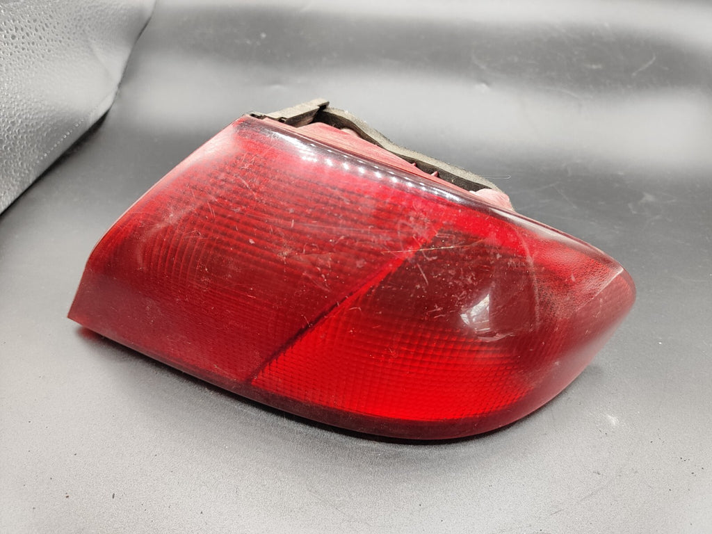 Alfa Romeo 166 2.4JTD 110KW 10V 2001 LHD Rear Right Body Outer Taillight Light