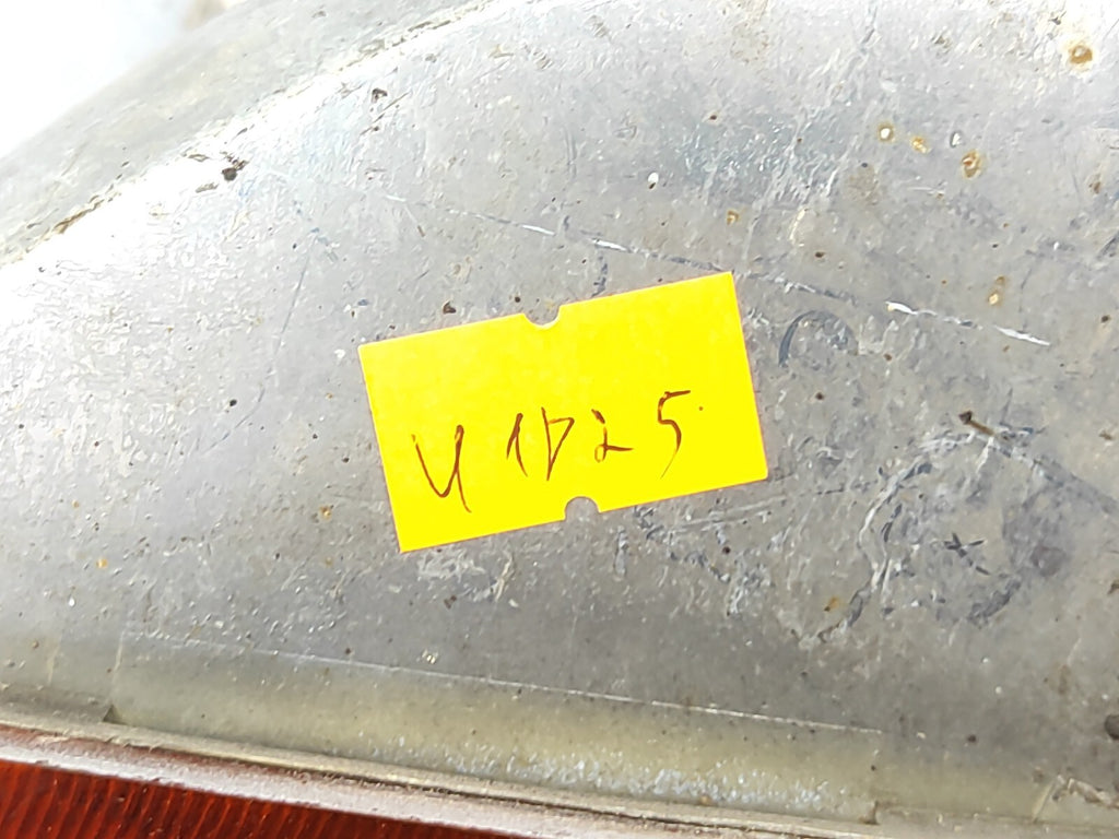 Opel Corsa A Front Right Indicator Turn Light E9006341