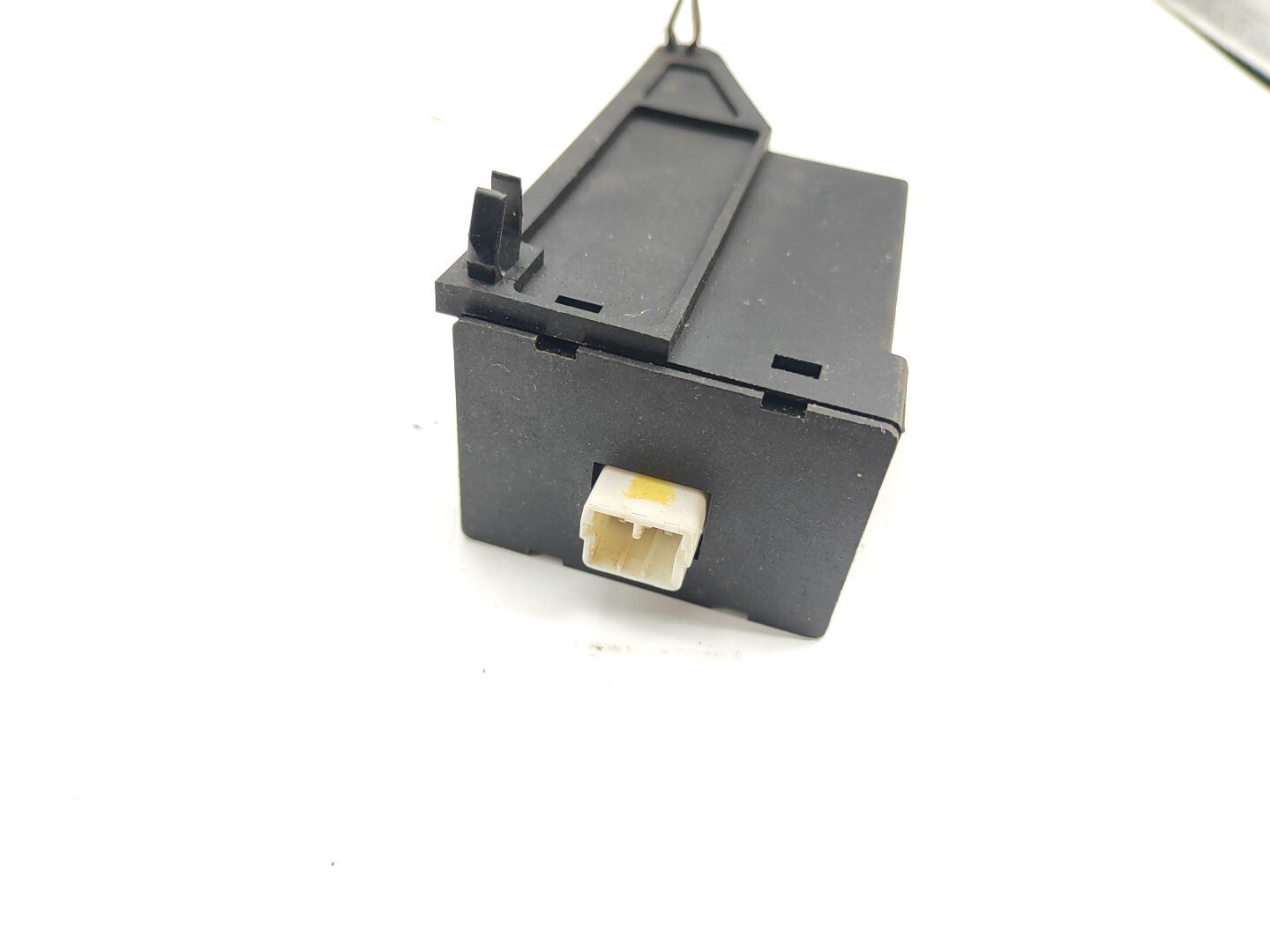 Rover 600 620 618 1995 Junction Receiver Module Box YWY100210