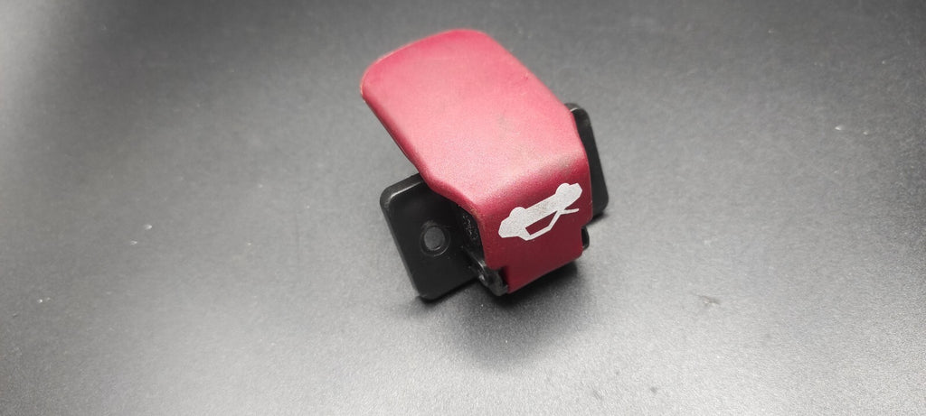 Alfa Romeo 156 147 GT 2005 LHD Bonnet Hood Open Release Handle