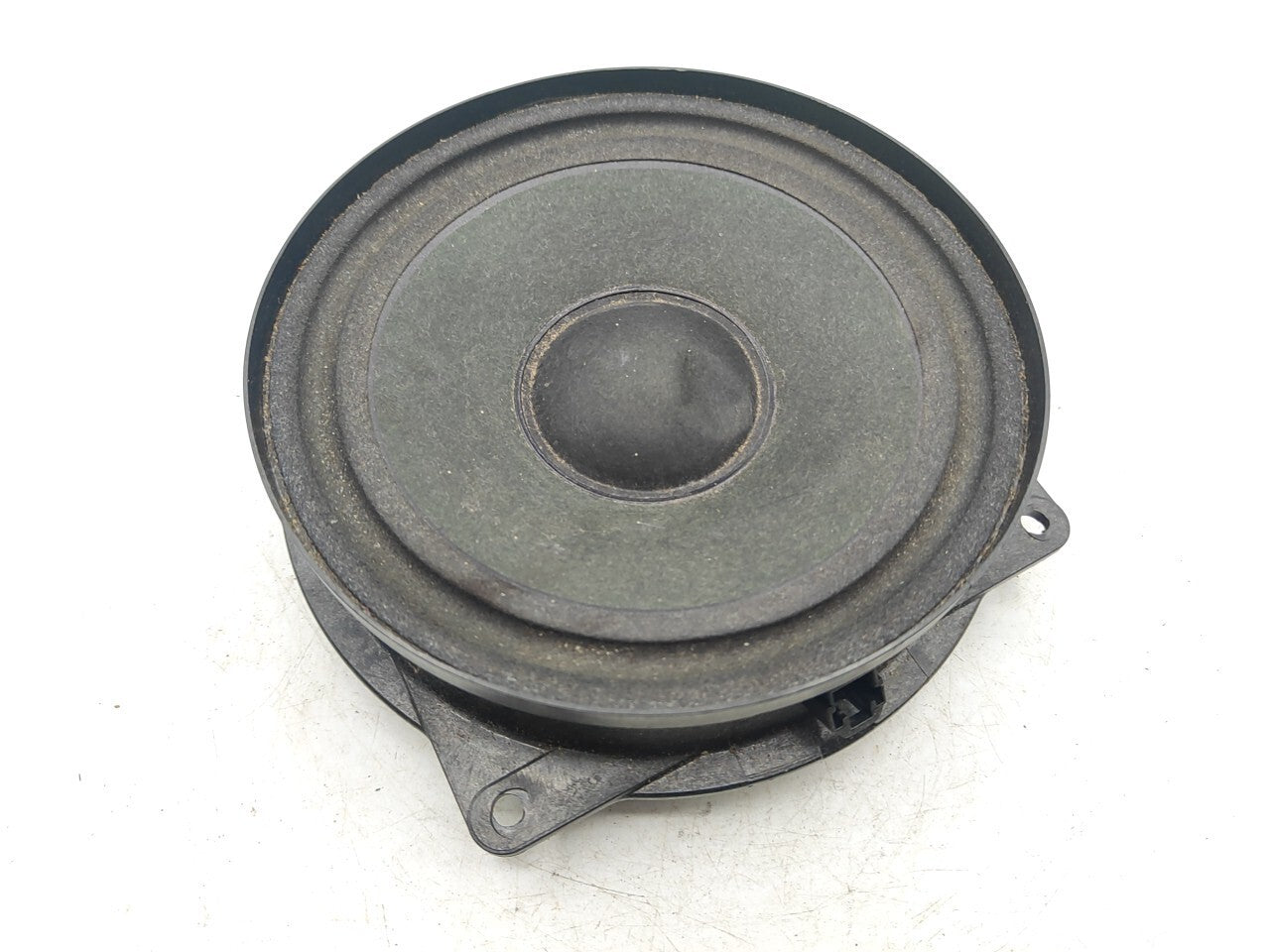 Alfa Romeo 147 1.9JTD 8V 85kW Diesel 2006 Interior Door Speaker