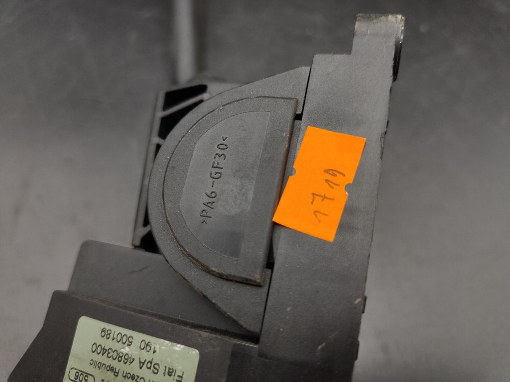 Alfa Romeo 156 1.9JTD Diesel 2001 Accelerator Pedal 46803400 0280752231