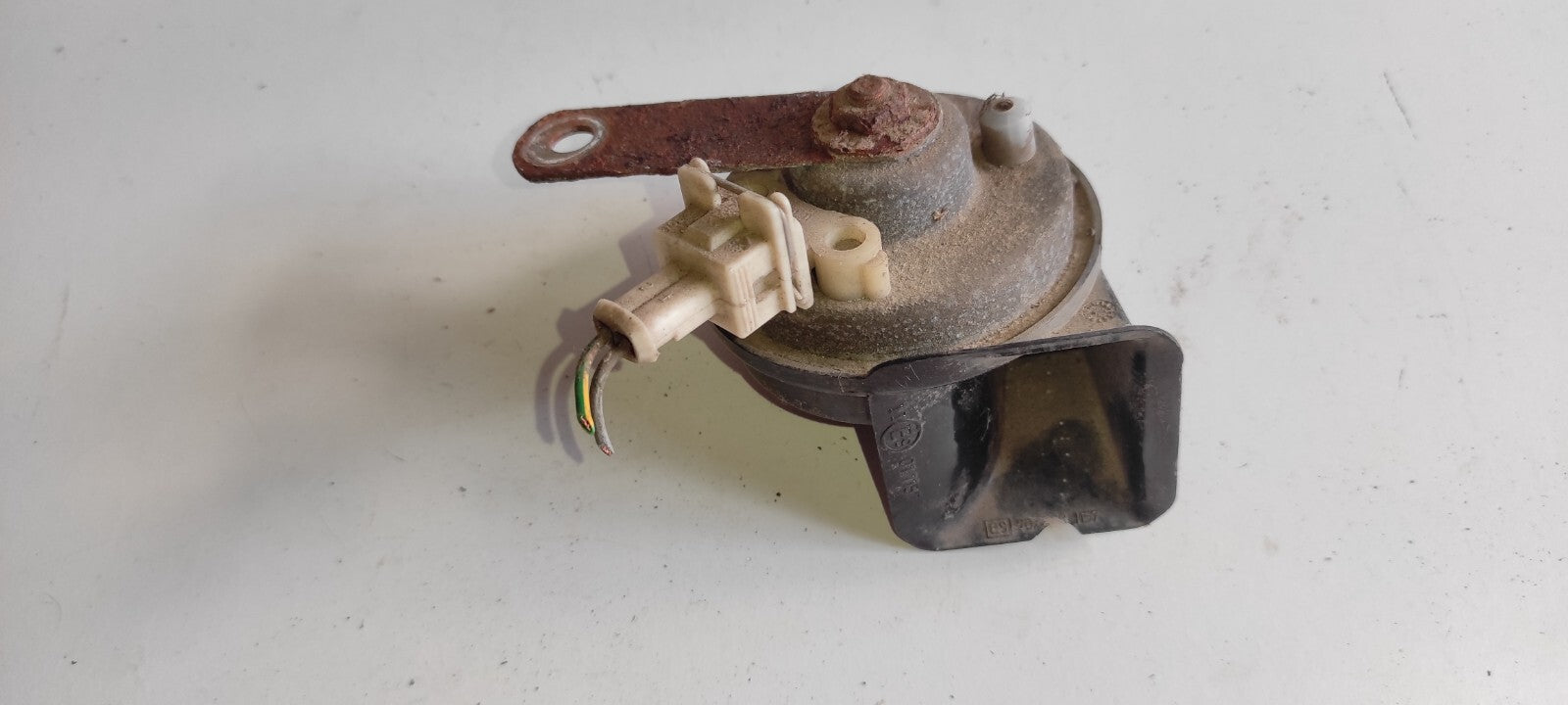 Peugeot 607 3.0i V6 Petrol 2000 Front BOSCH Horn Signal