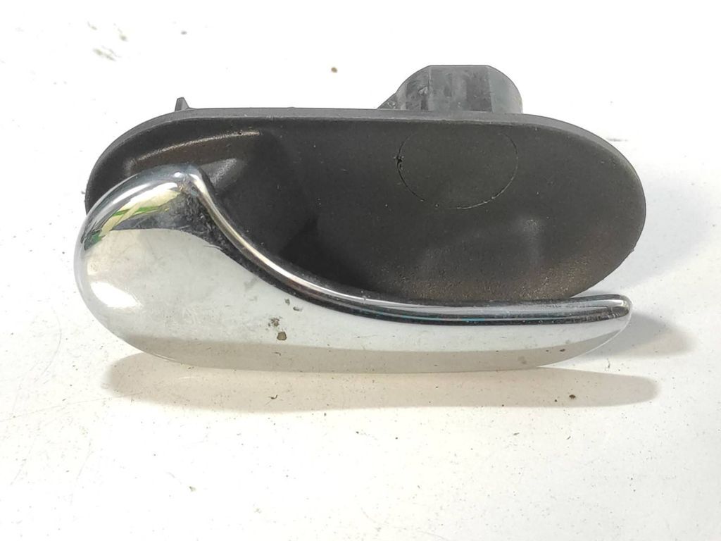 Saab 9-5 2.0T 110kW Petrol 2000 front left door interior handle 4420600 
