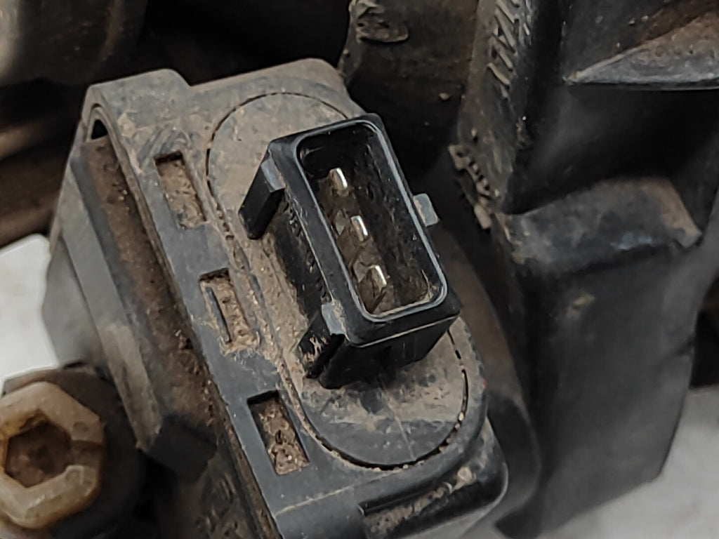 Ford Fiesta IV 1994 LHD Front Right Side Headlight Lamp Light 92FG13005A2B