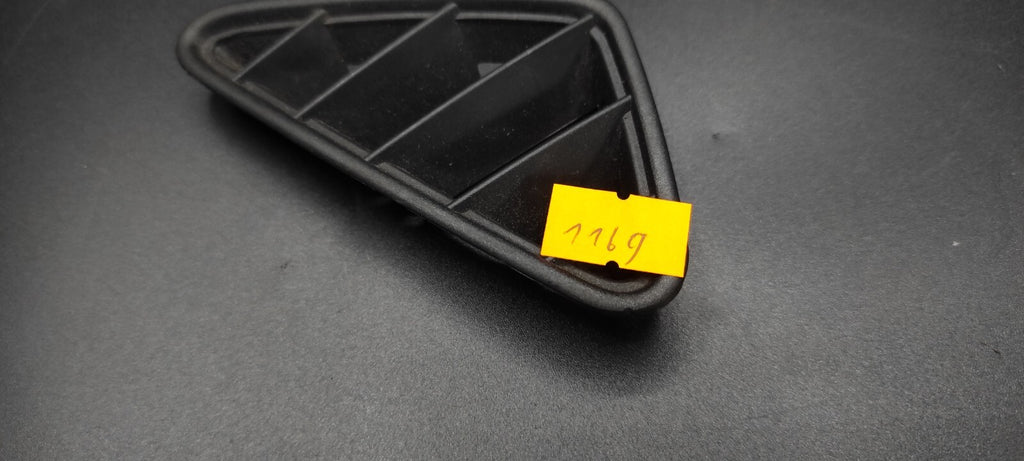 Alfa Romeo 147 1.9JTD Diesel 2002 Front Left Dashboard Panel Air Vent Grill