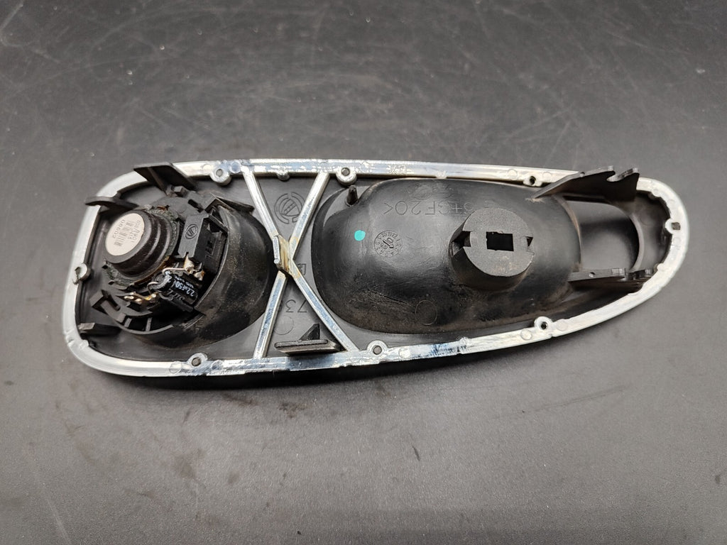 Alfa Romeo 156 1.9JTD 85kW 8V 2002 Front Right Interior Handle Trim