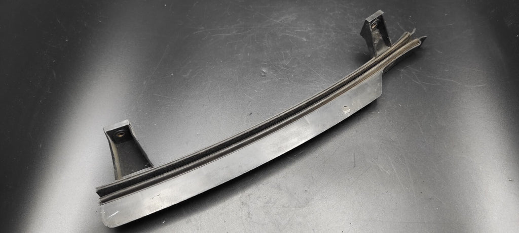 Alfa Romeo 156 2003 Front Left Window Stripe Molding Bracket 606553690