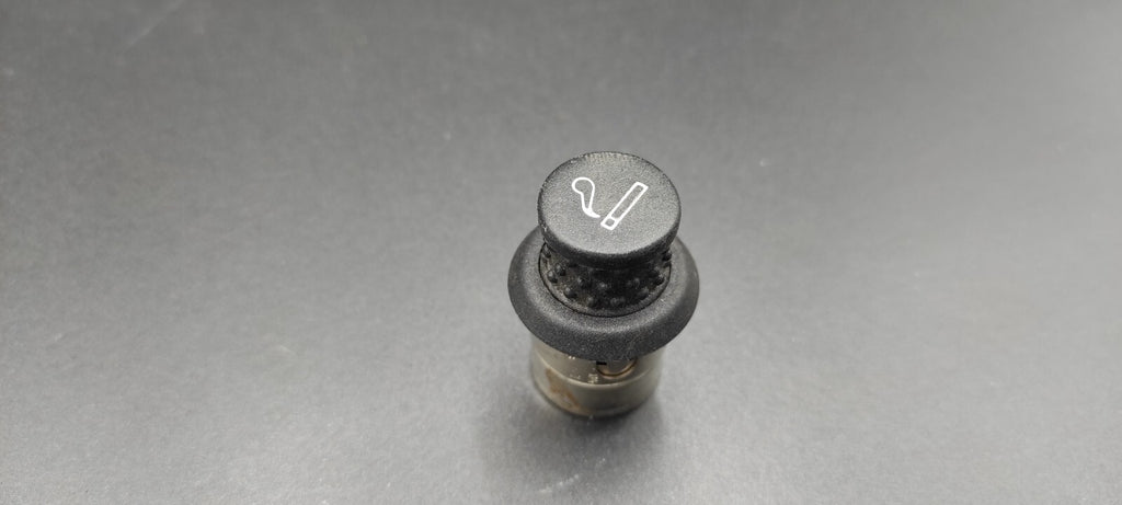 Alfa Romeo 147 2003 LHD Front Dashboard Ashtray Cigarette Lighter 12V