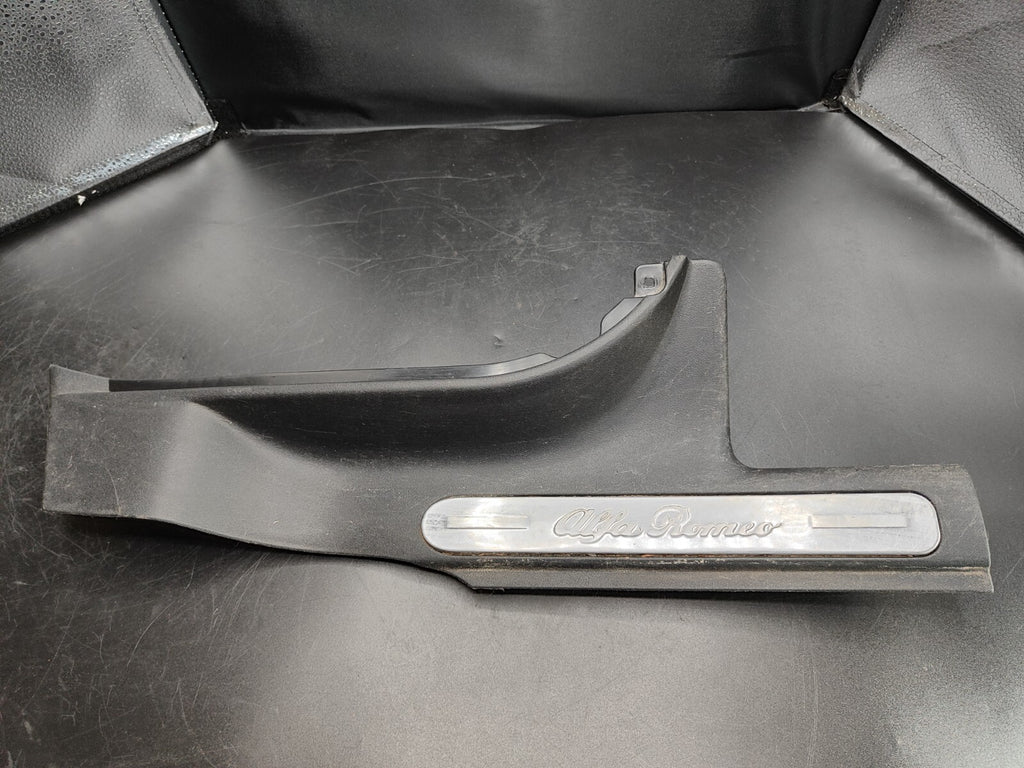 Alfa Romeo 147 1.9JTD 4/5D 2004 Rear Right Door Step Still Trim CHROME 735263906