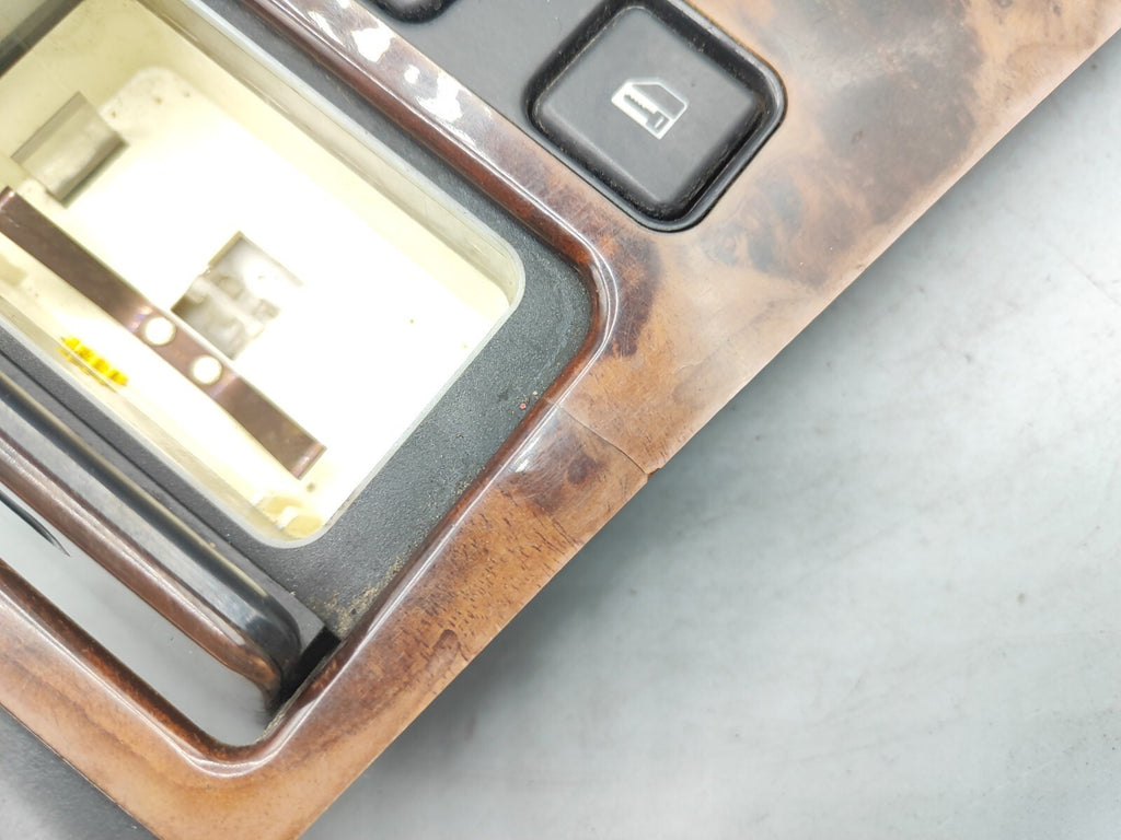 BMW 5 SERIES E39 Center Console Panel Wood Trim 8209847 304670100