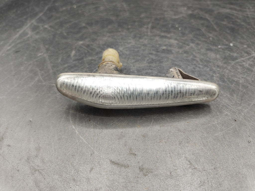 Alfa Romeo 166 2.4JTD 10V 110kW 2001 Front Right Fender Indicator Light 60597300