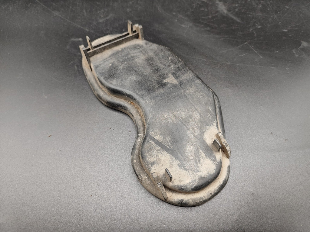 Alfa Romeo 147 1.9JTD 2003 LHD Front Headlight Lamp Dust Cover 1305239187